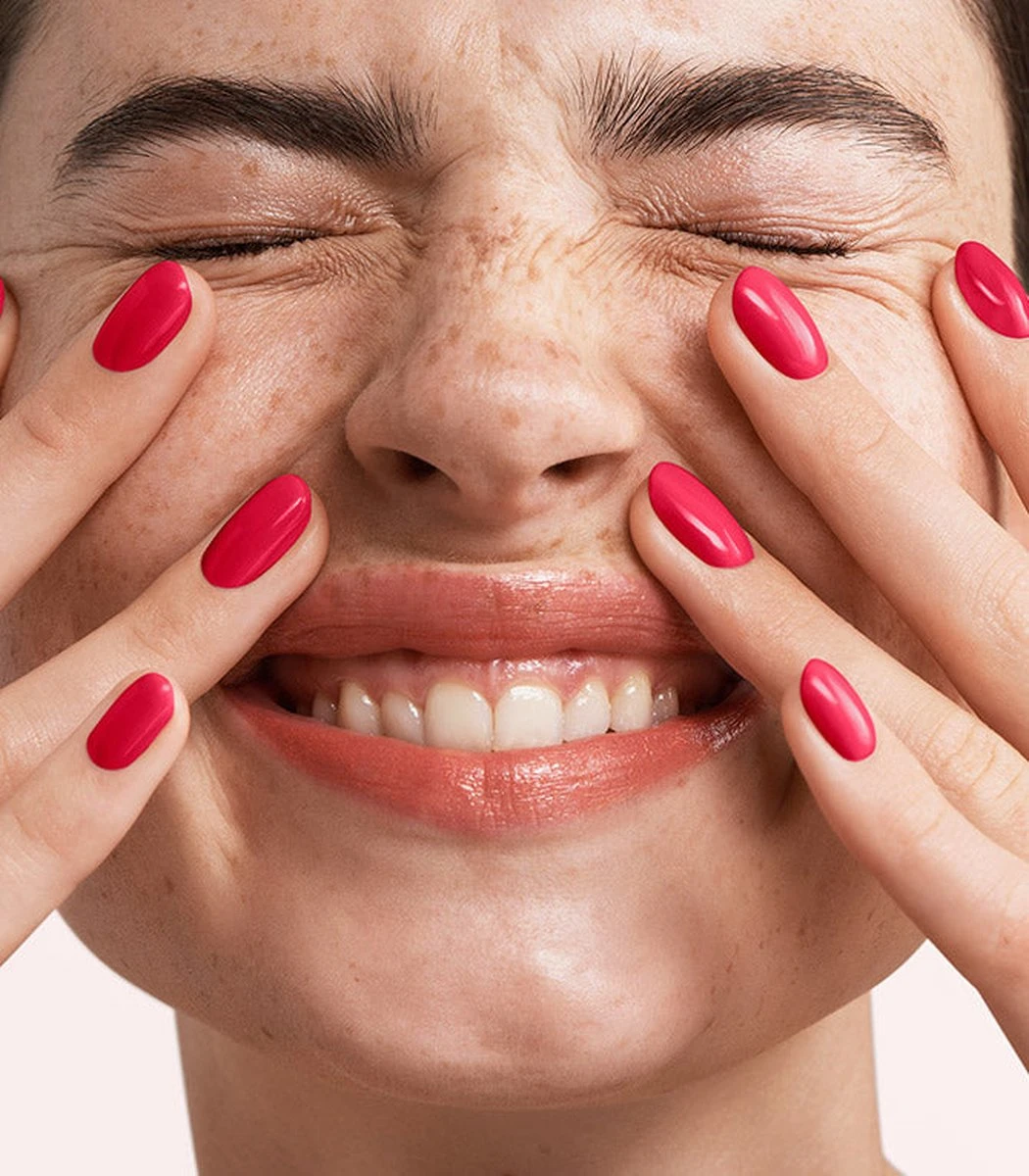 Pink Gellac - Ruby Pink - Gellak - Vegan - Roze - Glanzend - 15ml 4 Pink Gellac - Ruby Pink - Gellak - Vegan - Roze - Glanzend - 15ml - Afbeelding 2