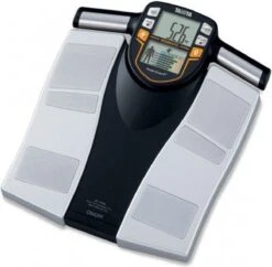 TANITA BC-545N - Segmentale Lichaamsanalyse Weegschaal -Cosmetica Serie Winkel 1200x1174 5