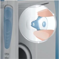 Oral B Braun Oral-B WaterJet + PRO 700 - Monddouche -Cosmetica Serie Winkel 1200x1197 15