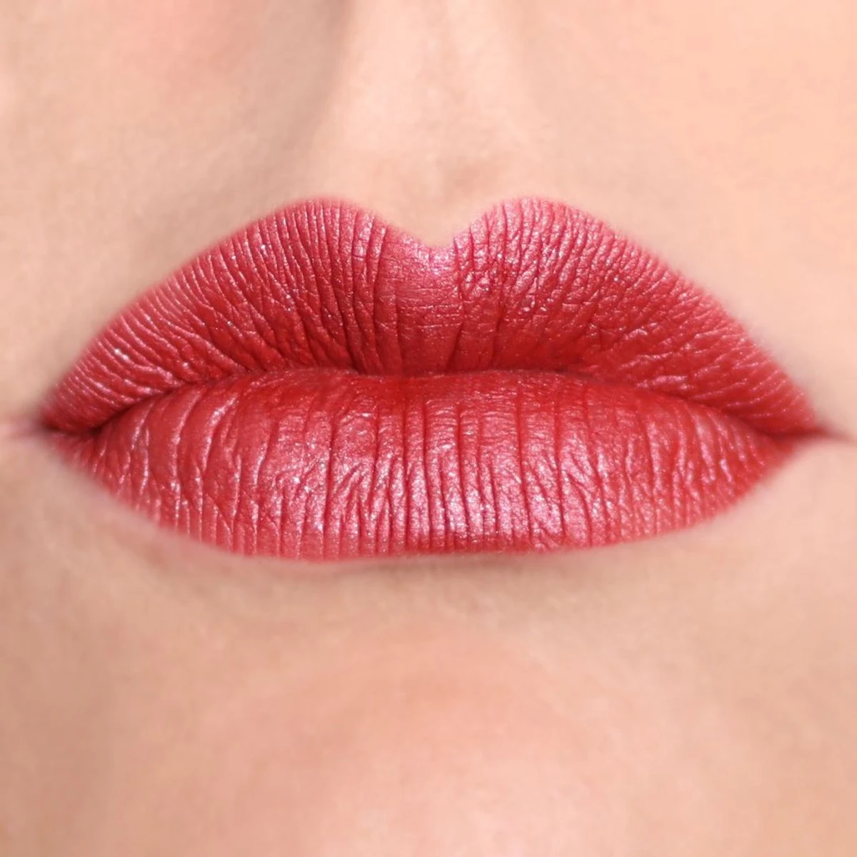 Blèzi® Lip Fix 70 Brilliant Cherry - Lipstick - Lippenstift Langhoudend - Rood Roze 6 Blèzi® Lip Fix 70 Brilliant Cherry - Lipstick - Lippenstift Langhoudend - Rood Roze - Afbeelding 4