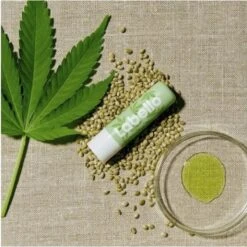 Labello Vegan Naturally Hennepzaadolie Lippenbalsem -Cosmetica Serie Winkel 1200x1200 181