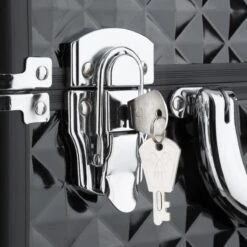 Dreamble Make-up Koffer - Make-up Trolley - Zwart - Rijdbaar - Met Wieltjes - Compact - 8 Vakken - Met Slot - 2 Sleutels 14 Dreamble Make-up Koffer - Make-up Trolley - Zwart - Rijdbaar - Met Wieltjes - Compact - 8 Vakken - Met Slot - 2 Sleutels -Cosmetica Serie Winkel 1200x1200 321