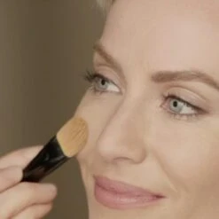 Max Factor Radiant Lift FD - 65 Rose Beige -Cosmetica Serie Winkel 1200x1200 73