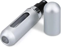 MaxedMore Navulbare Parfumverstuiver 5ml Rood/Licht Roze/ Oranje/Groen/ Blauw/ Grijs - 65 Keer Spraybare Parfum Verstuiver - Hervulbaar Tasverstuiver Voor Parfum - Meeneem Mini Geur Flesje Voor Op Reis - Lipstick Formaat Navulbaar Parfumflesje 16 MaxedMore Navulbare Parfumverstuiver 5ml Rood/Licht Roze/ Oranje/Groen/ Blauw/ Grijs - 65 Keer Spraybare Parfum Verstuiver - Hervulbaar Tasverstuiver Voor Parfum - Meeneem Mini Geur Flesje Voor Op Reis - Lipstick Formaat Navulbaar Parfumflesje -Cosmetica Serie Winkel 1200x928 1