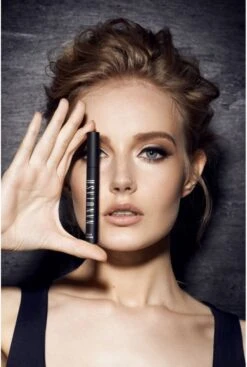 Nanolash Wimperserum 22 Nanolash Wimperserum -Cosmetica Serie Winkel 807x1200