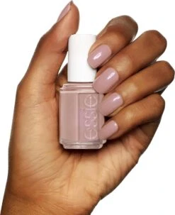 Essie 40 Demeure Vixen - Lila Taupe - Nagellak -Cosmetica Serie Winkel 977x1200